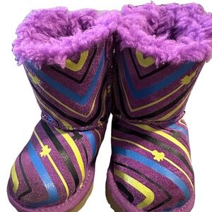 Purple Toddler Girl Uggs Size 6